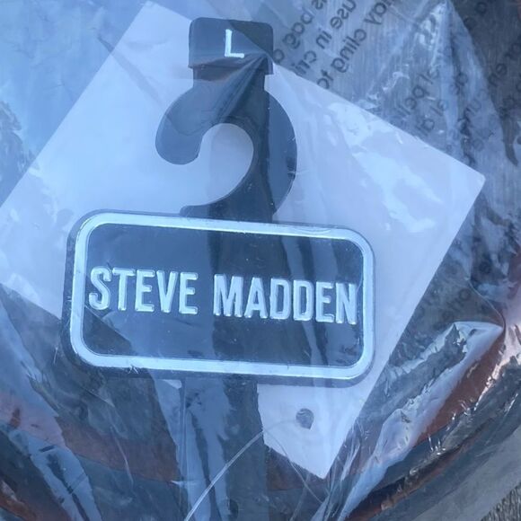 Steve Madden Faux Leather Cream Belt w/"Steve Madden" in Black. Size Large. NWT - Picture 10 of 10